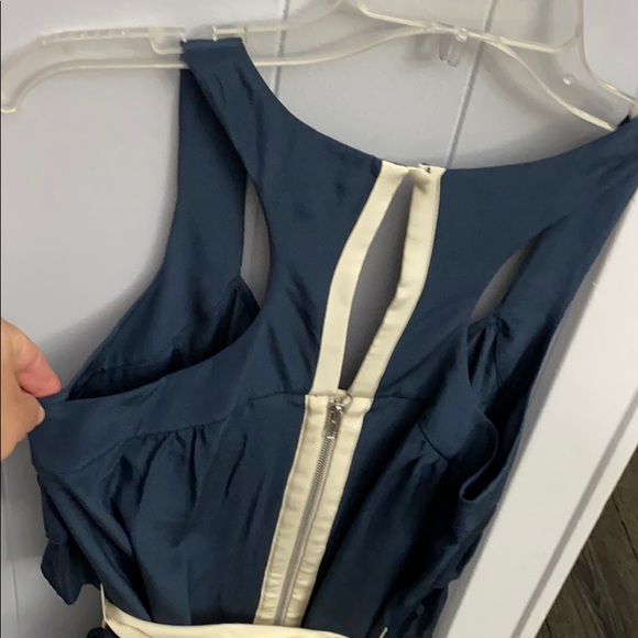 Blouse - Picture 7 of 8